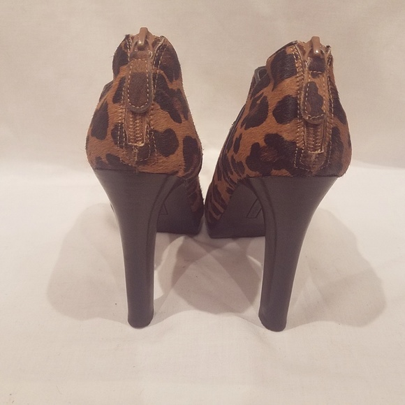 Banana Republic Animal Print OpenToe Bootie Sz 8.5 - Picture 5 of 6